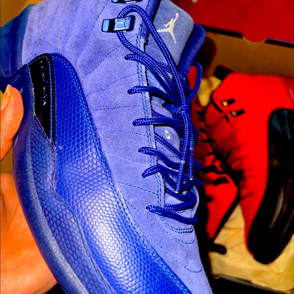 Air Jordan 12 Retro “Deep Royal”
